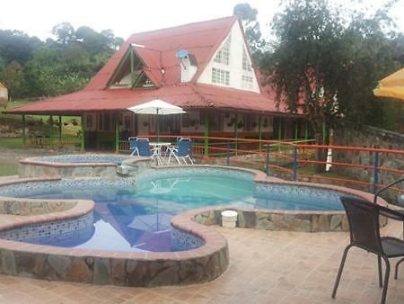 Ecohotel Colibri Salento Luna Park ภายนอก รูปภาพ