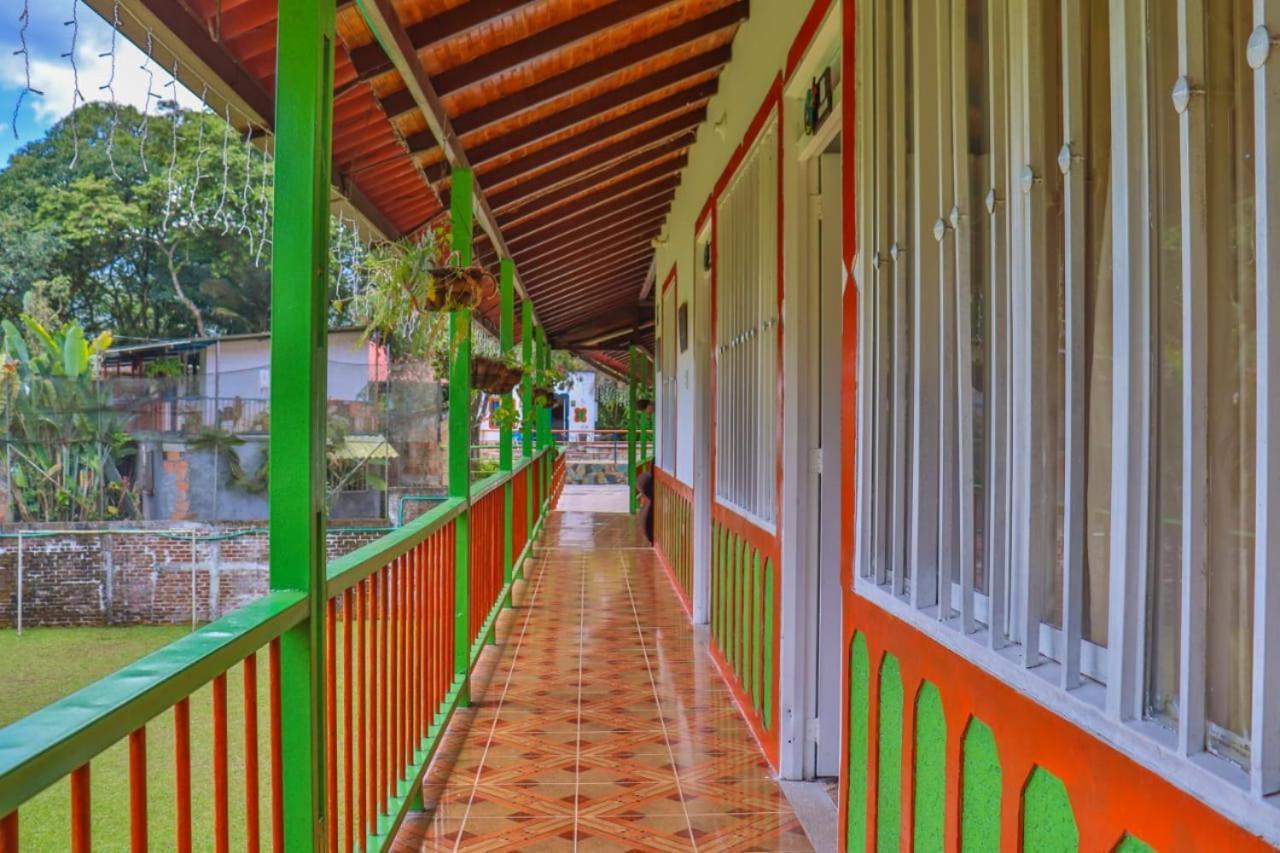 Ecohotel Colibri Salento Luna Park ภายนอก รูปภาพ