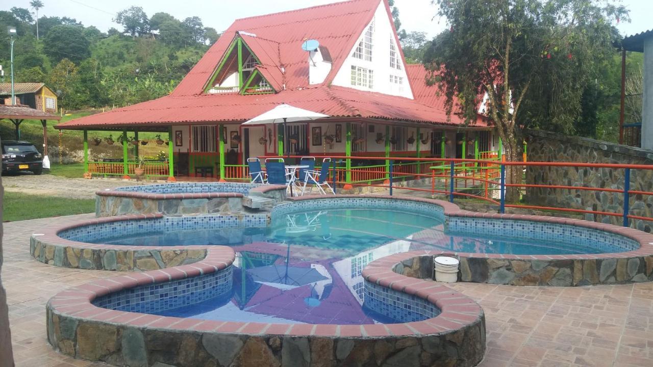Ecohotel Colibri Salento Luna Park ภายนอก รูปภาพ